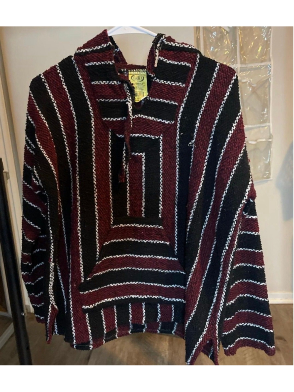 Size Medium: 90’s Mexican Y2K Frank’s Textile Burgundy Baja Hoody